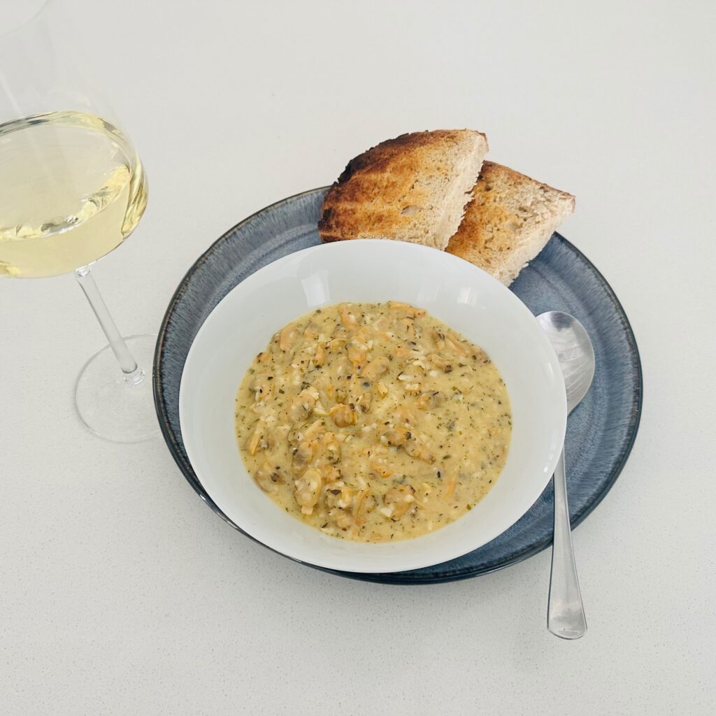 Creamy Garlic & Parmesan Clams